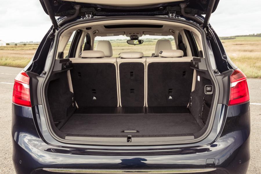  BMW 218d Active Tourer 2014 года  (UK) (фото 71 из 85)
